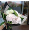 Букет цветов «Гортензии нежности» 1