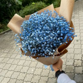 Букет гипсофилы «Синее чудо» от интернет-магазина «Floral24» в Адлере